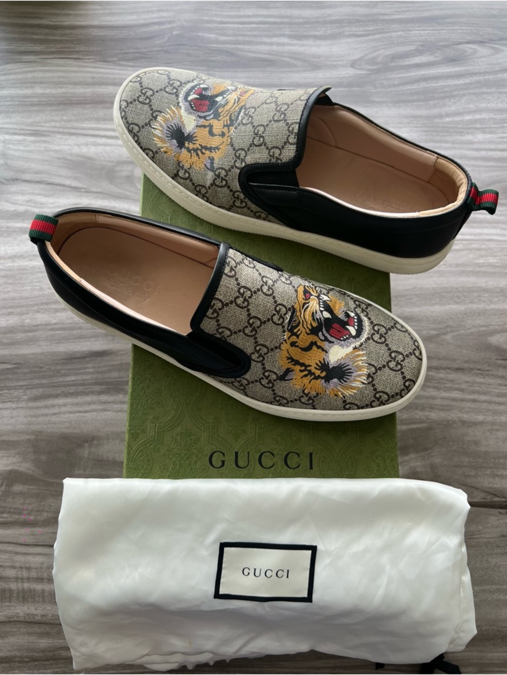 Gucci Slip On Supreme GG Tiger Size 10.5 US (9.5 UK) Mens